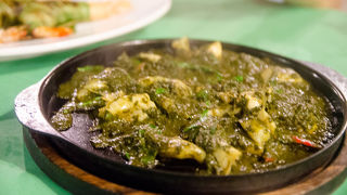 ローカルに人気のレストラン