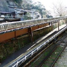 関東の駅百選に選ばれている極楽寺駅（ごくらくじえき）