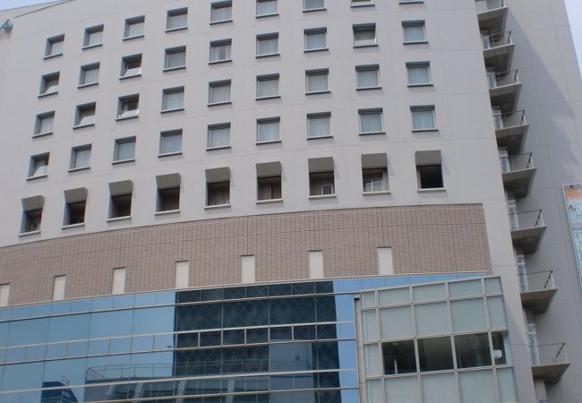 友人の結婚式で。