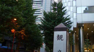 御茶ノ水の裏通りです