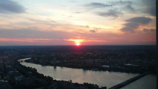 川幅が有って存在感ある川です