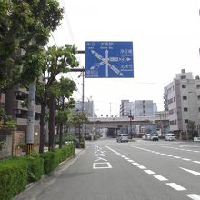 大淀中２方向を望む  (野田阪神 (ほぼ西) 側からの眺め)