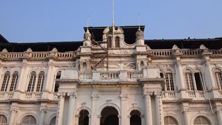 歴史的建造物　工事中でした。