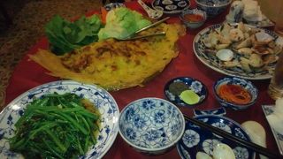 路地裏にある小洒落たレストラン