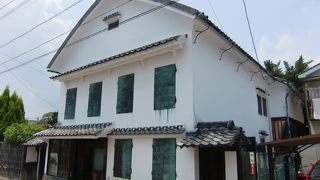 明治時代の三省銀行です