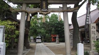 神社らしくない感じのするところでした