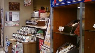 おなじみさんが結構通っています。