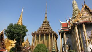 これでもか！というぐらいのきらびやかさ