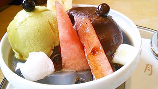 明るく静かなおみせでした