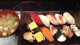 駅ビルで手軽にお寿司