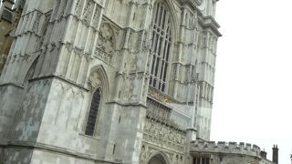 ランドマークが立ち並ぶロンドン観光の中心部