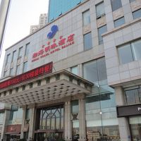 ホテルは３０階まであり３０階がレストランで回転(朝は不可）