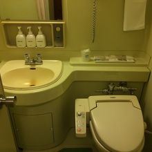 ユニットバス。ウォシュレット完備