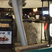 お店の入り口です。