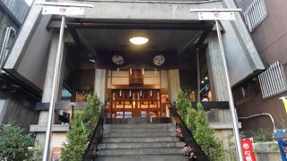 駅前の喧騒とは別世界