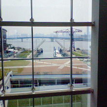 敷地内から東京湾がよく見えます。