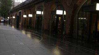 神田川に映えるレンガ造り