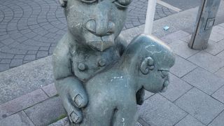 ジンバブエ出身の方の作品