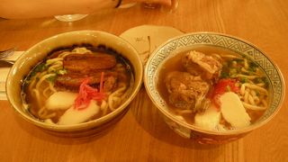 リニューアルされて快適なレストラン