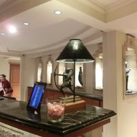 フロントです。