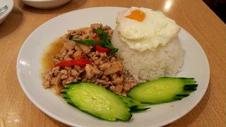 タイ料理で満腹