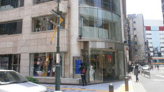 ビームスのビルです