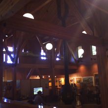 館内の様子（喫茶コーナー付近）