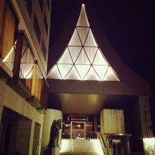 夜の教会