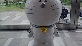 飲食店ぐらい？