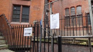 城壁の上を歩くことができます！