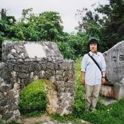 琉球石灰岩で造られたアーチ橋