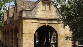 羊毛産業で栄えた街