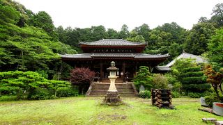 歴史有る山中の静かな御寺・奈良宿坊