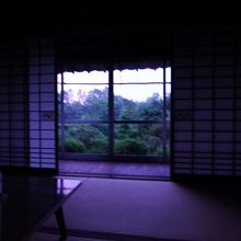 お部屋からお庭方向