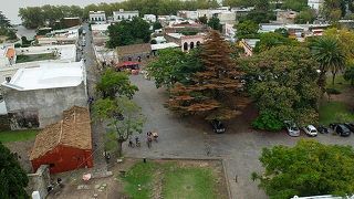 旧市街地の中心にある広場