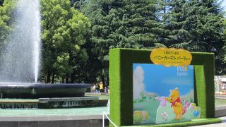 この日はプーさんのはちみつパーティ・・いろいろな催し物をやっています。