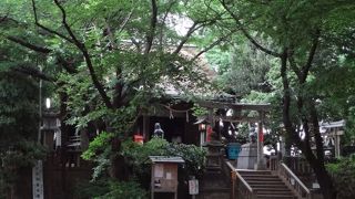 「諏訪神社」ではなく「諏方神社」