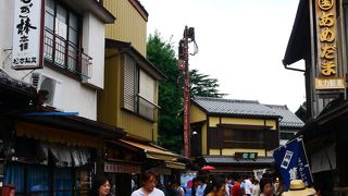 懐かしい駄菓子もあります