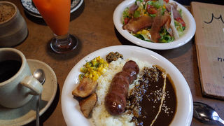 カレーが有名です。