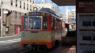 松山市内の移動に便利　伊予鉄(路面電車)