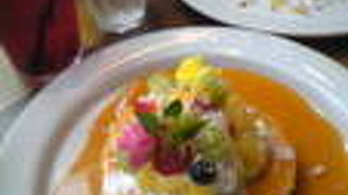 かわいらしいパンケーキ