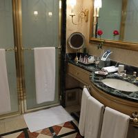 コーナー・スイートの浴室部分。