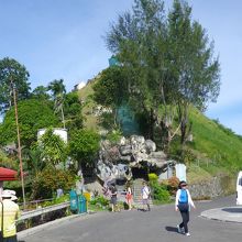 駐車場から見る展望台