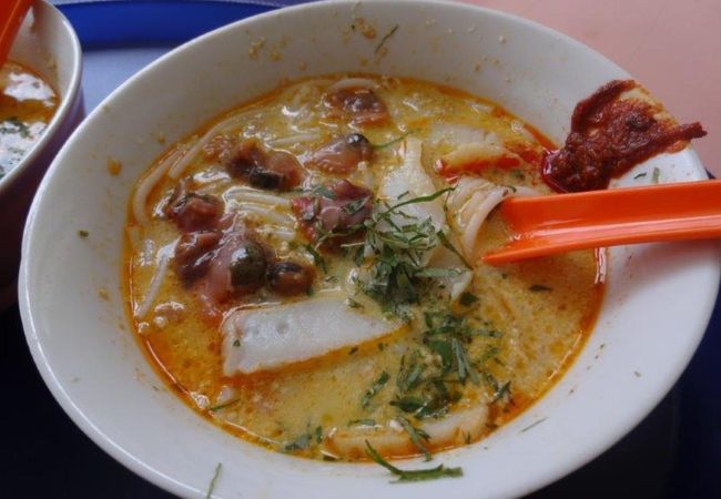 もっと食べたいラクサ！