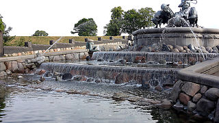 ゲフィオンの泉