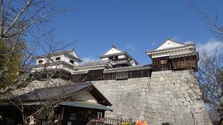 松山一番のランドマーク　松山城