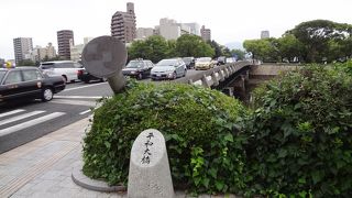 欄干低くて、落っこちそう