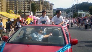 パレードと花火がメインのイベント