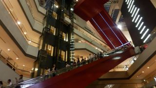 ランドマークタワーに直結