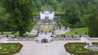 宮殿内・洞窟・景観どれも素晴らしい